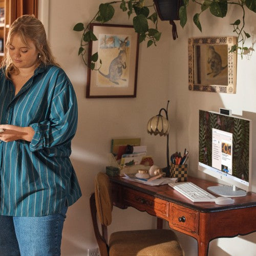 HP 27-cr0016na AMD Ryzen™ 5 7520U 68.6 cm (27") 1920 x 1080 pixels All-in-One PC 16 GB LPDDR5-SDRAM 512 GB SSD Windows 11 Home Wi-Fi 6 (802.11ax) White