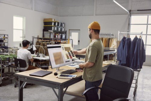 HP Series 5 31.5 inch FHD Monitor - 532sf