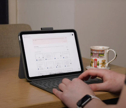 Logitech Combo Touch