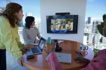 HP 715 Rechargeable Multi-Device Mouse