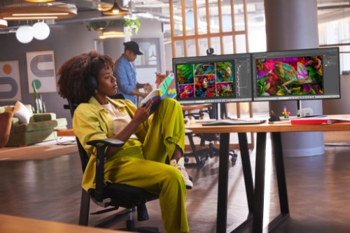 HP Series 7 Pro 27 inch 4K Thunderbolt 4 Monitor - 727pk