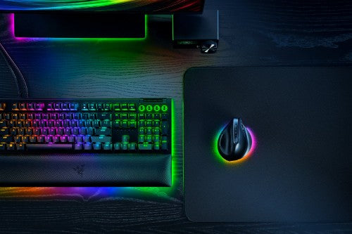 Razer Pro Click V2 Vertical mouse Universal Right-hand RF Wireless + Bluetooth + USB Type-C Optical 30000 DPI