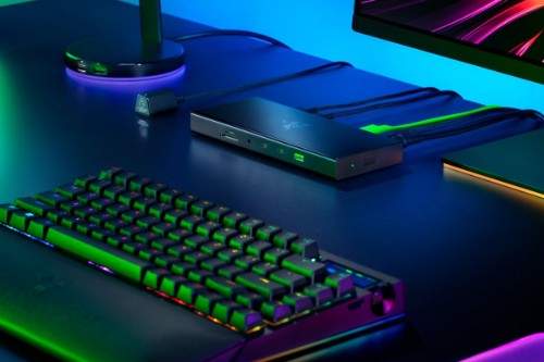 Razer RC21-02280100-R3W1 laptop dock/port replicator Wired USB 3.2 Gen 1 (3.1 Gen 1) Type-C Black