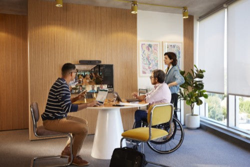 HP 715 Rechargeable Multi-Device Mouse